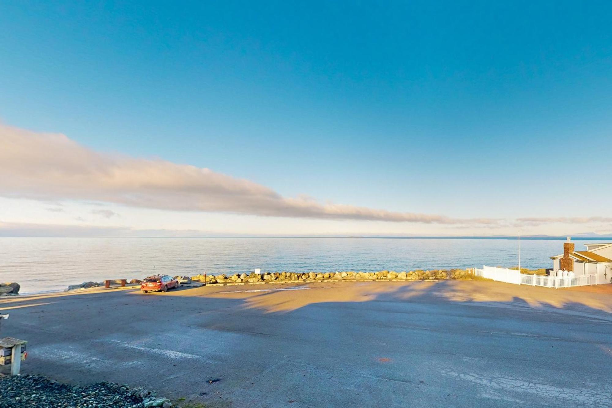West Beach Retreat Oak Harbor Exterior foto